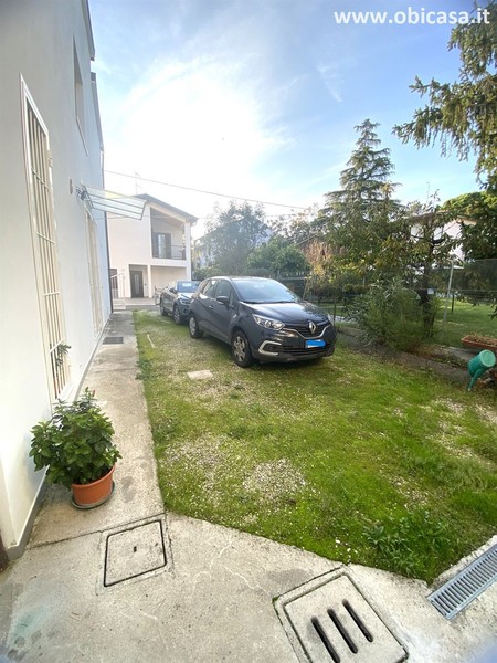 fotografie - Villa bifamiliare Faenza (RA) Periferia Monte 